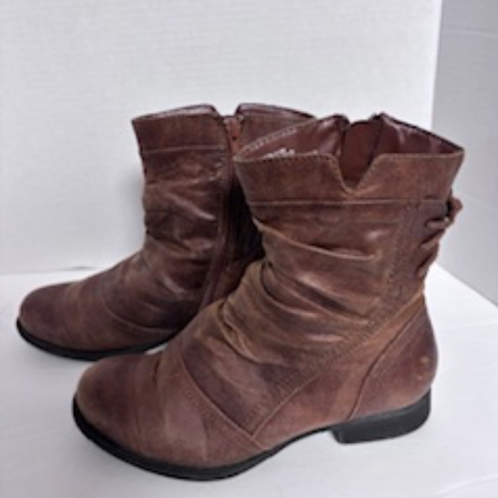 Bare Trap Brown JoAnn Side Zip Ankle Booties 1 Inch Heel Size 6.5